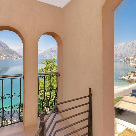 Promenade Rose Apartment Kotor Exterior photo