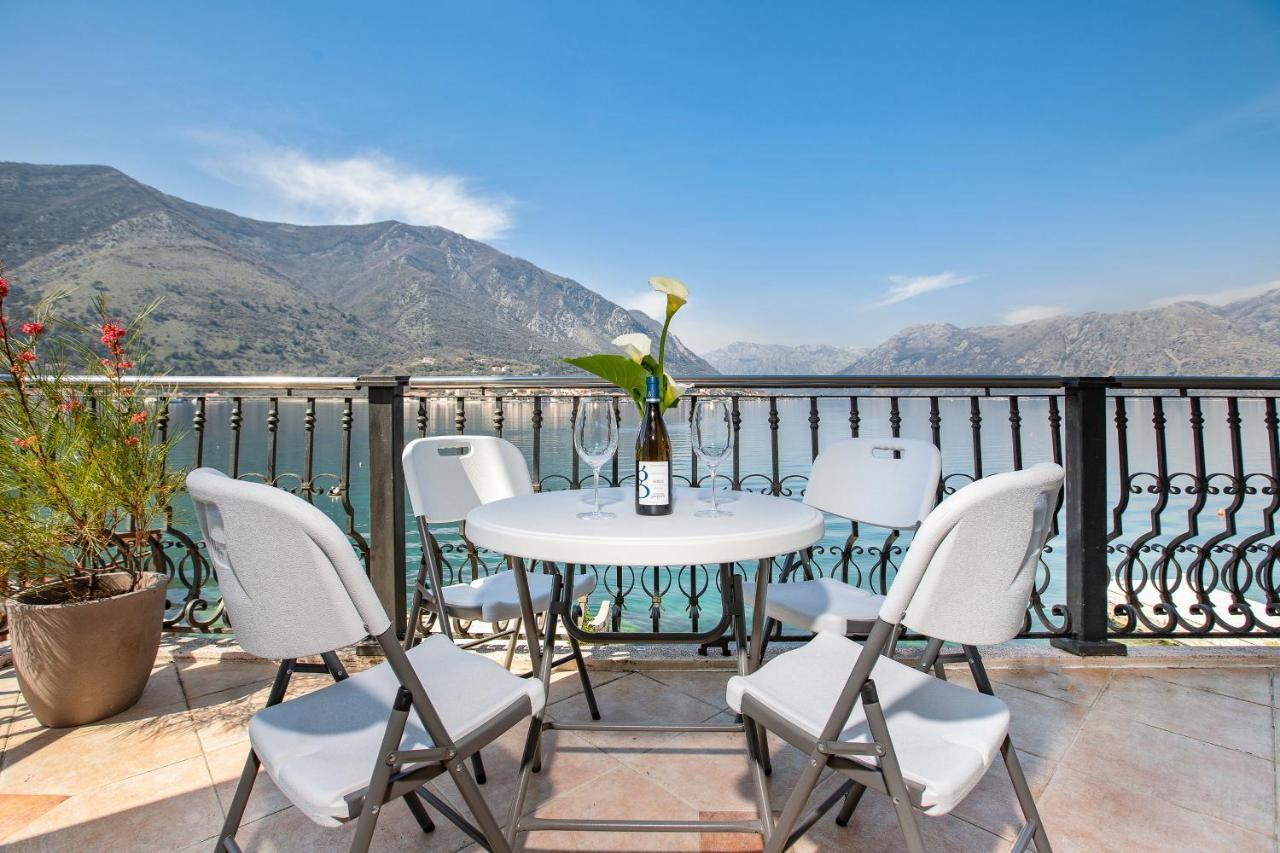 Promenade Rose Apartment Kotor Exterior photo