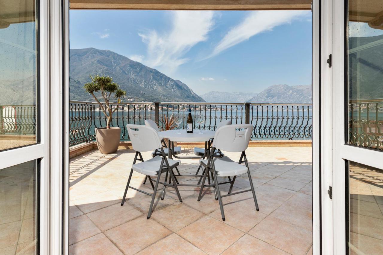 Promenade Rose Apartment Kotor Exterior photo